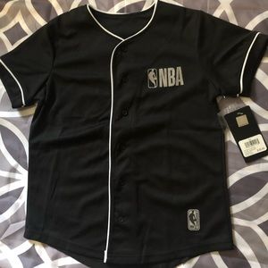 Kids casual button up black NBA sports shirt.